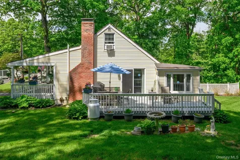 23 Cobey Terrace Poughkeepsie NY 12601