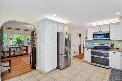 23 Cobey Terrace Poughkeepsie NY 12601