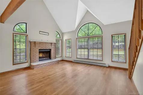 110 Ledgeview Drive Other PA 18428