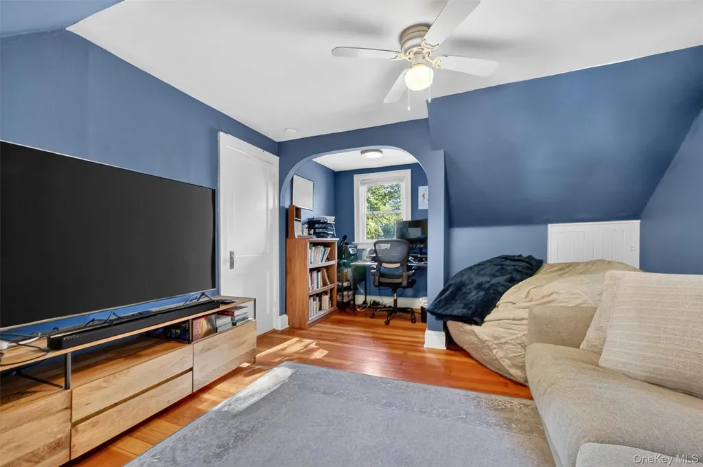 51 Lake Drive Lake Peekskill NY 10537