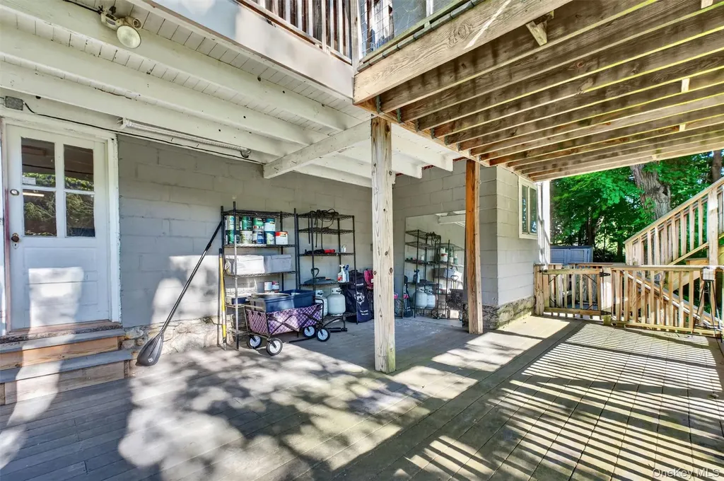 51 Lake Drive Lake Peekskill NY 10537