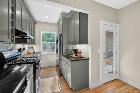 51 Lake Drive Lake Peekskill NY 10537