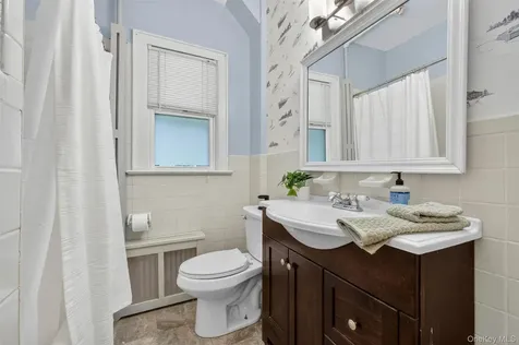 51 Lake Drive Lake Peekskill NY 10537