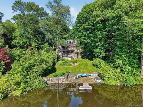 51 Lake Drive Lake Peekskill NY 10537
