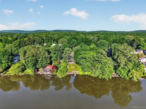 51 Lake Drive Lake Peekskill NY 10537