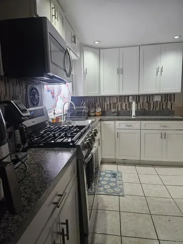 114-52 205th Street Saint Albans NY 11412