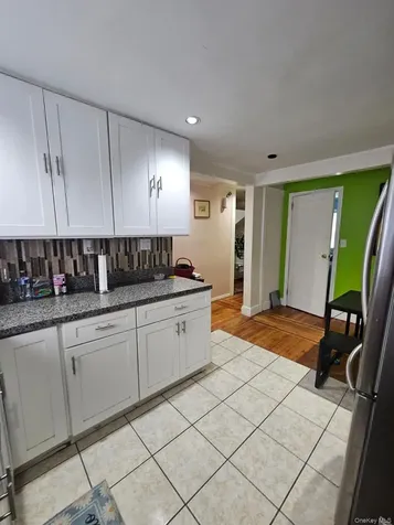 114-52 205th Street Saint Albans NY 11412