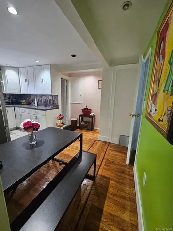 114-52 205th Street Saint Albans NY 11412