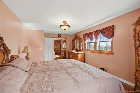 623 Cardinal Road Cortlandt Manor NY 10567