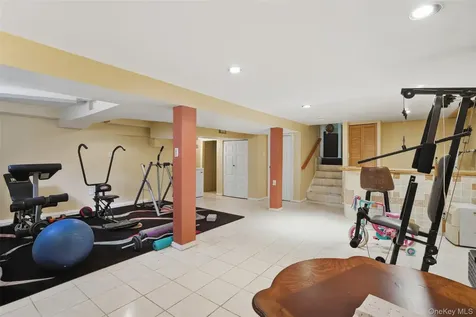 623 Cardinal Road Cortlandt Manor NY 10567