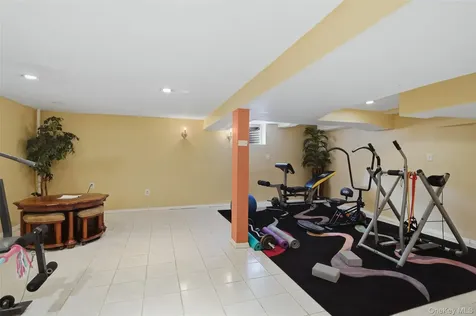 623 Cardinal Road Cortlandt Manor NY 10567