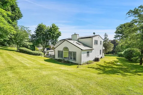 623 Cardinal Road Cortlandt Manor NY 10567