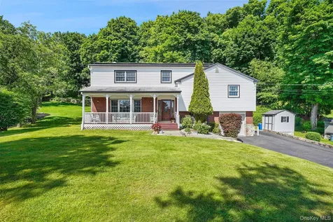 623 Cardinal Road Cortlandt Manor NY 10567