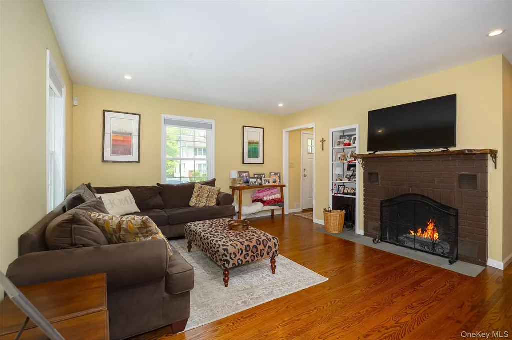 56 Florence Avenue Fishkill NY 12524