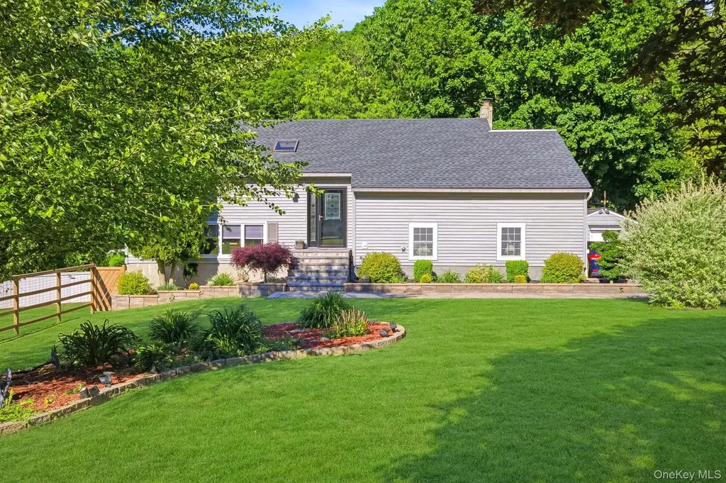 132 Mountain View Drive Holmes NY 12531