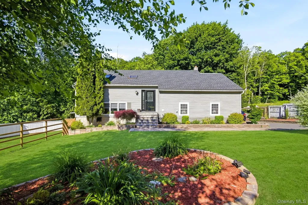 132 Mountain View Drive Holmes NY 12531