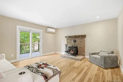 132 Mountain View Drive Holmes NY 12531