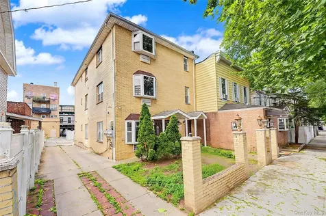 102-42 86th Road Richmond Hill NY 11418