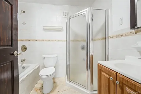 102-42 86th Road Richmond Hill NY 11418