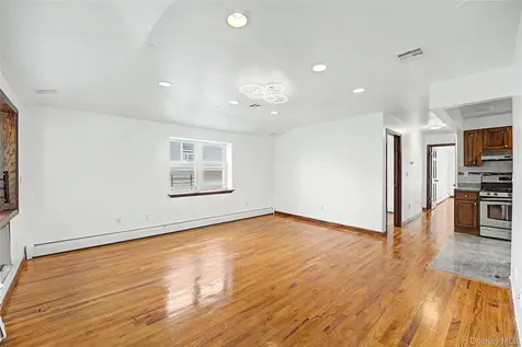 102-42 86th Road Richmond Hill NY 11418