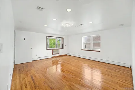 102-42 86th Road Richmond Hill NY 11418
