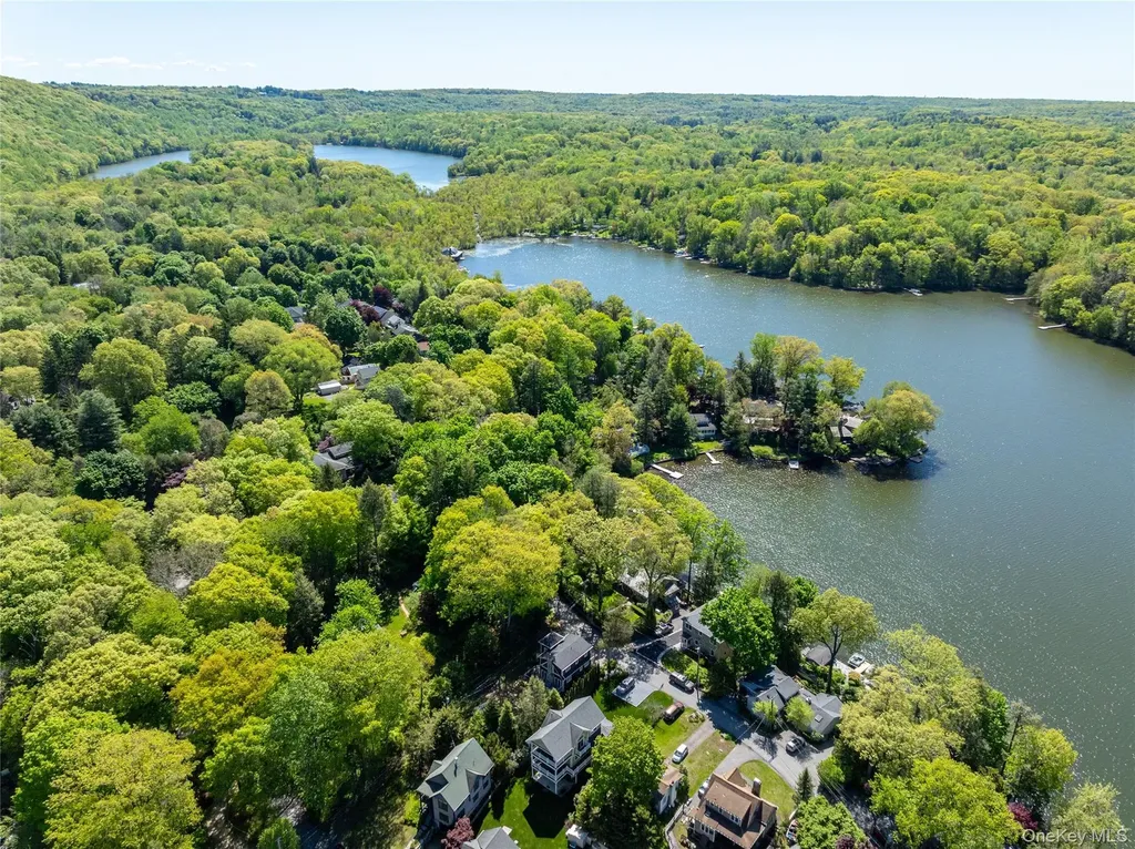53 Cove Road South Salem NY 10590