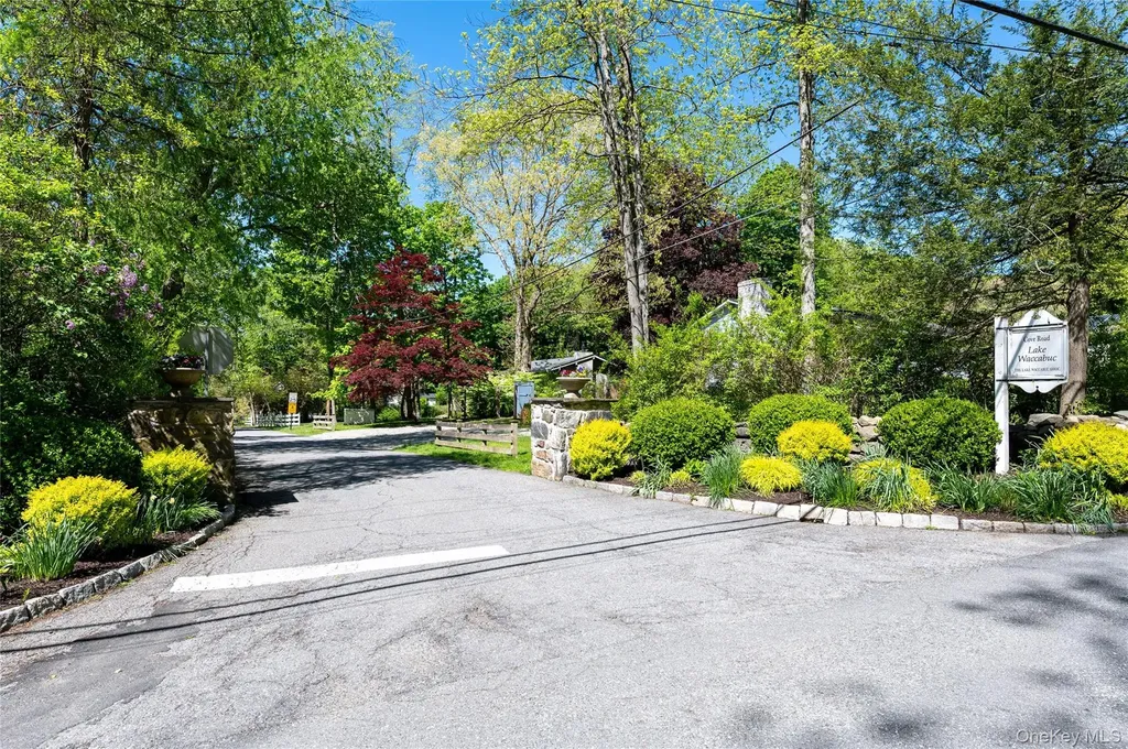 53 Cove Road South Salem NY 10590