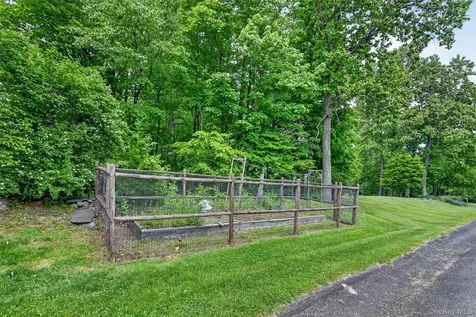 8 Mountain Brook Road Cornwall NY 12518