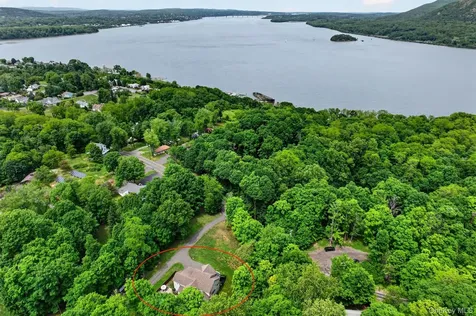 220 Bay View Avenue Cornwall On Hudson NY 12520