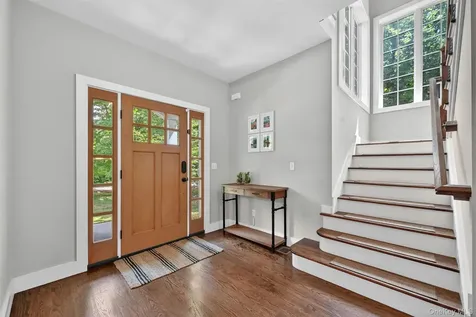 220 Bay View Avenue Cornwall On Hudson NY 12520