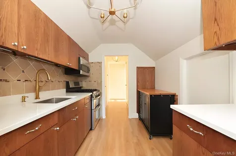 32 Franklin Avenue Sea Cliff NY 11579