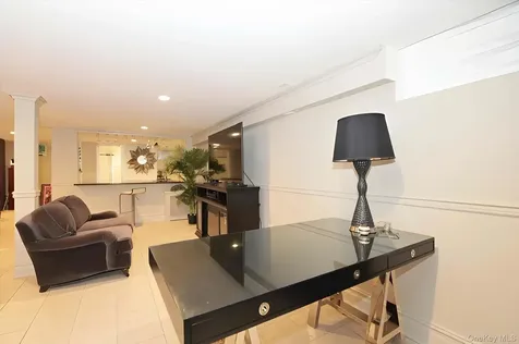 32 Franklin Avenue Sea Cliff NY 11579