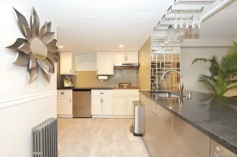 32 Franklin Avenue Sea Cliff NY 11579