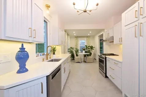 32 Franklin Avenue Sea Cliff NY 11579