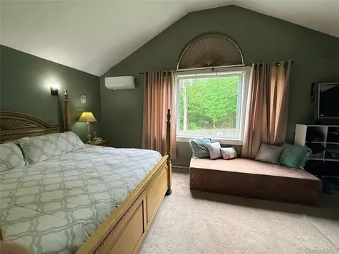 67 Lakeland Drive South Fallsburg NY 12779