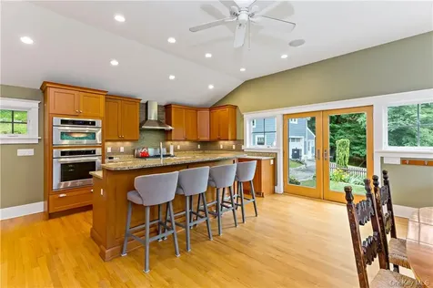 52 Old Manitou Road Garrison NY 10524