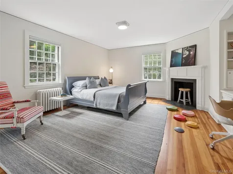 1384 Park Lane Pelham NY 10803