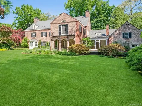 1384 Park Lane Pelham NY 10803
