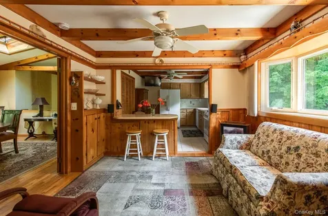 956 Pumpkin Lane Clinton Corners NY 12514