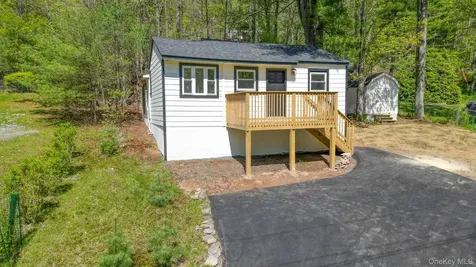 25 Overlook Road Woodbourne NY 12788
