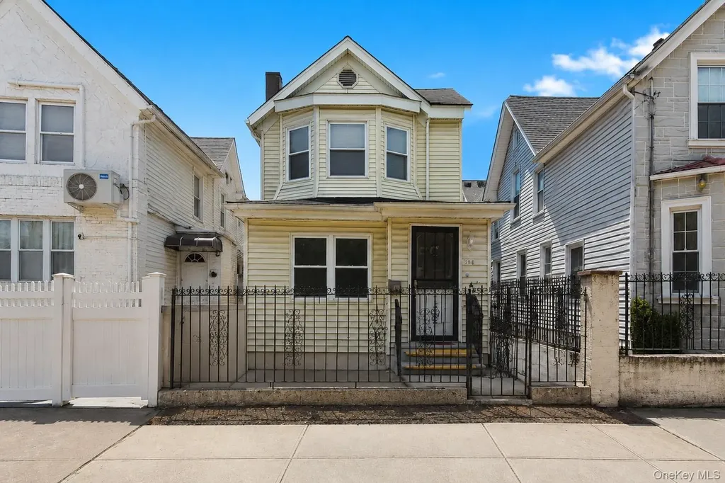 180 Fountain Avenue Brooklyn NY 11208