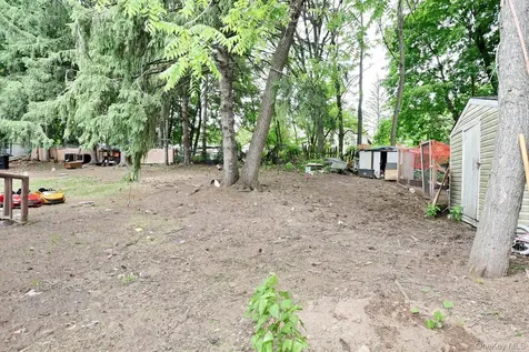 7 Olin Drive Nanuet NY 10954
