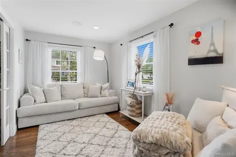 9 Lagoon Boulevard Massapequa NY 11758