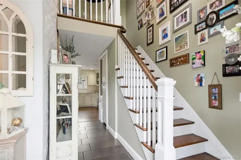 9 Lagoon Boulevard Massapequa NY 11758