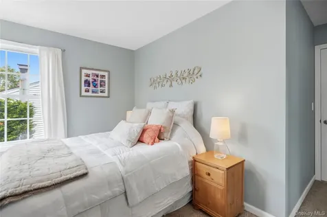9 Lagoon Boulevard Massapequa NY 11758