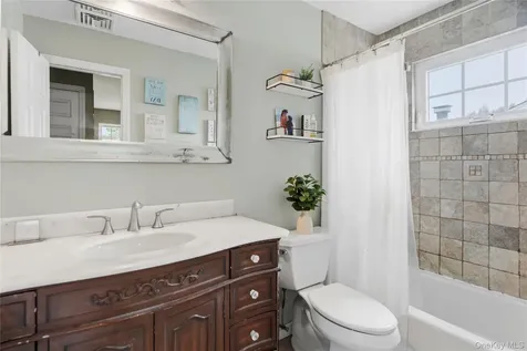 9 Lagoon Boulevard Massapequa NY 11758