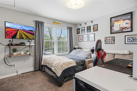 9 Lagoon Boulevard Massapequa NY 11758