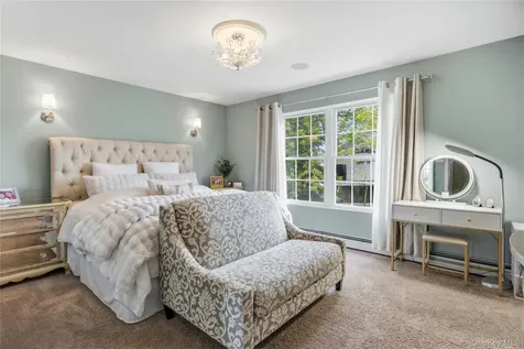 9 Lagoon Boulevard Massapequa NY 11758