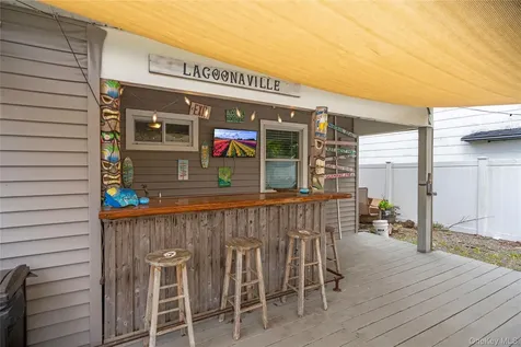9 Lagoon Boulevard Massapequa NY 11758