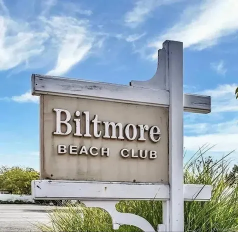 9 Lagoon Boulevard Massapequa NY 11758